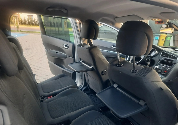 Peugeot 5008 cena 36500 przebieg: 230000, rok produkcji 2014 z Swarzędz małe 379